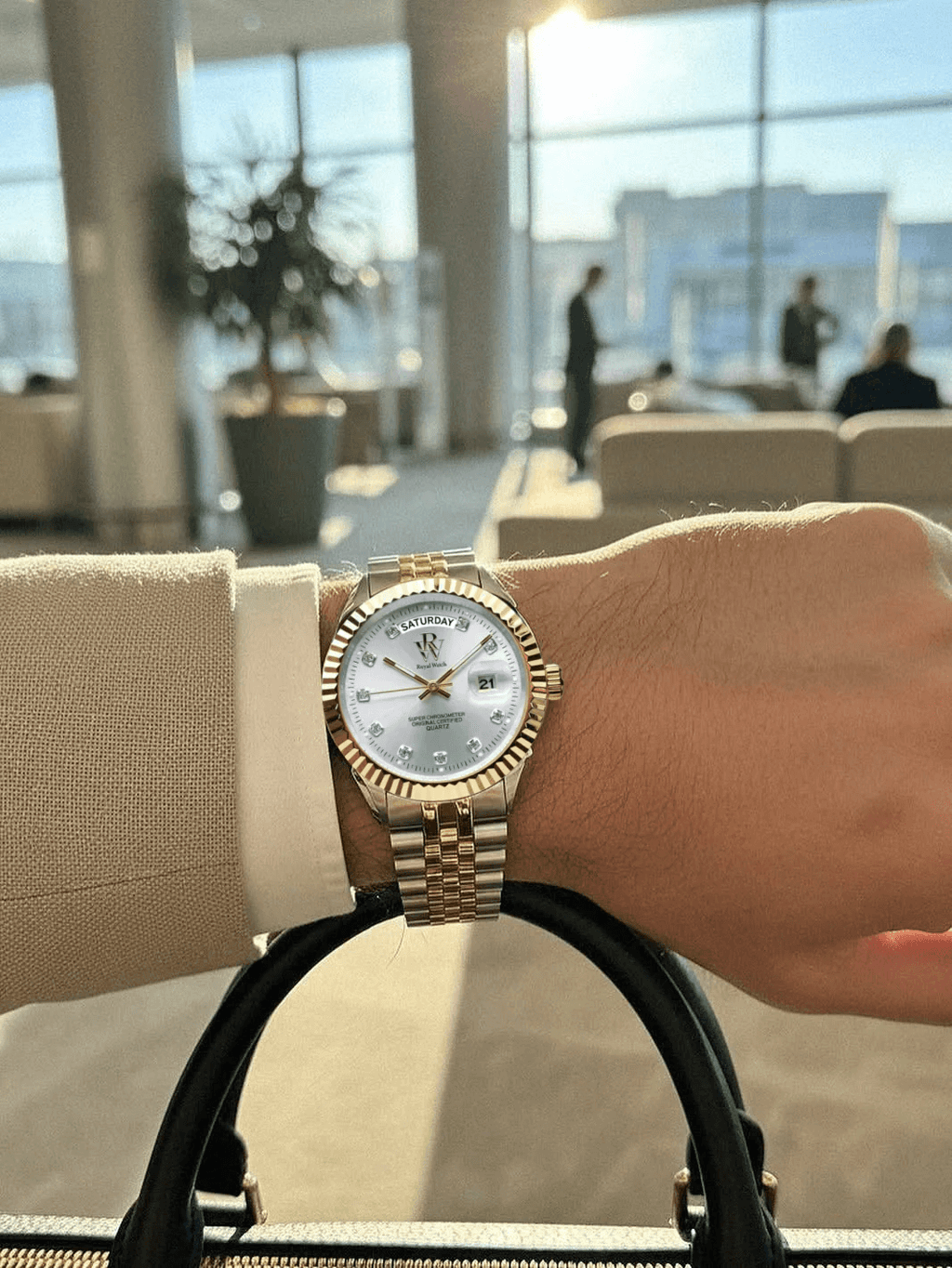 Ceas de mână de la Royal Watch, argintiu cu auriu, cadranu argintiu, RW 110/CH