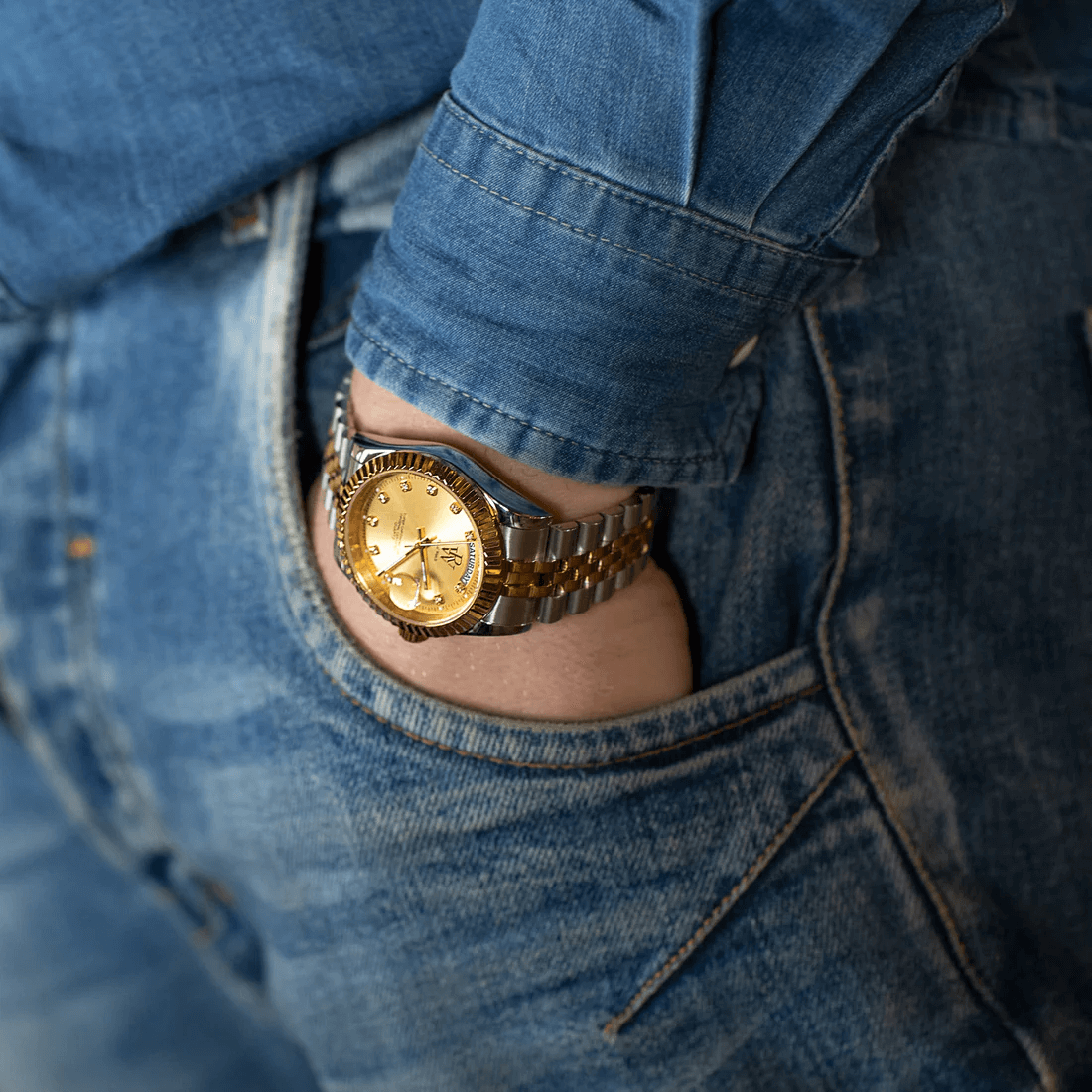 Ceas de mână elegant RW 110/SG de la Royal Watch argintiu cu auriu