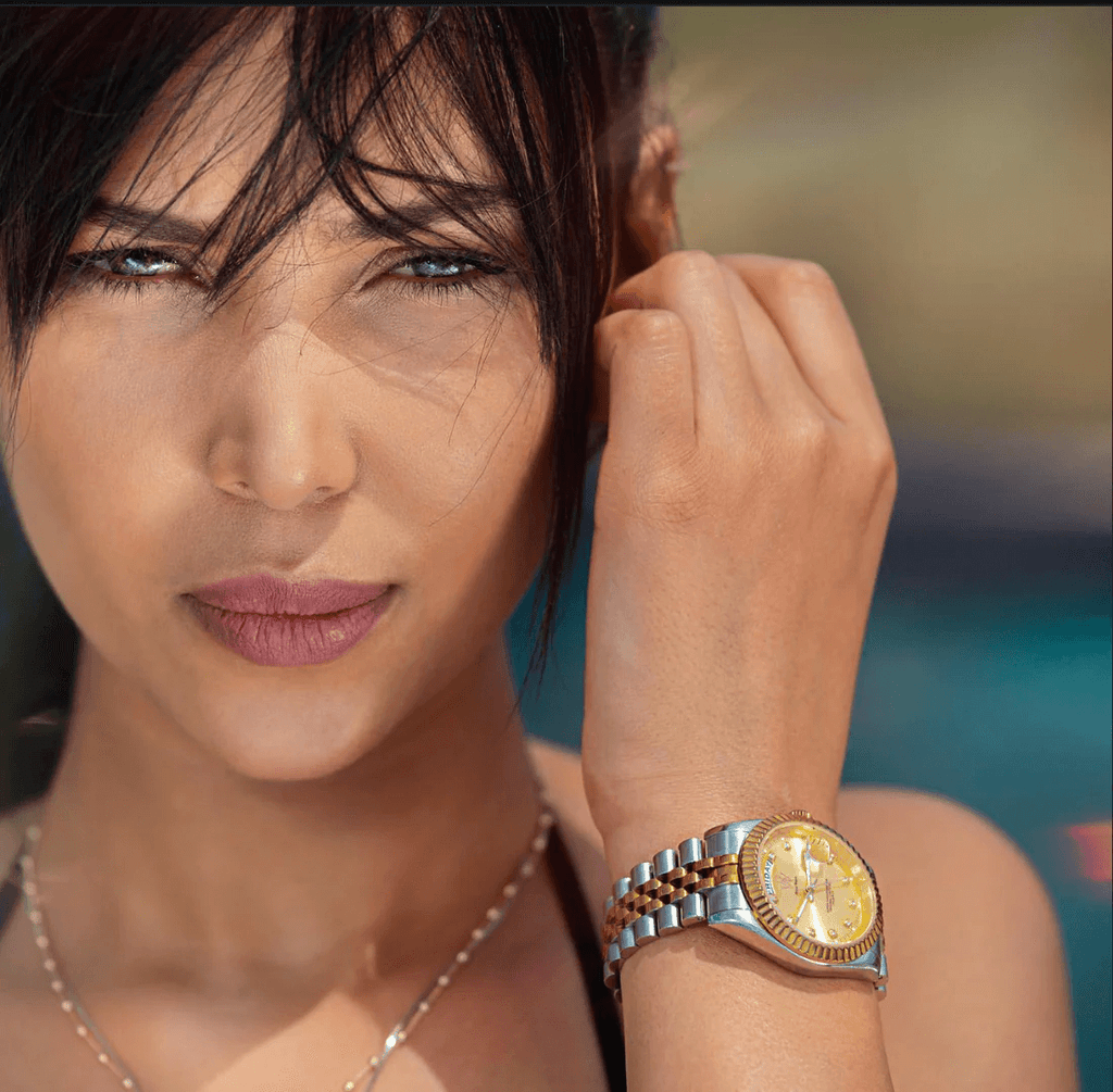 Ceas de mână elegant RW 110/SG de la Royal Watch argintiu cu auriu