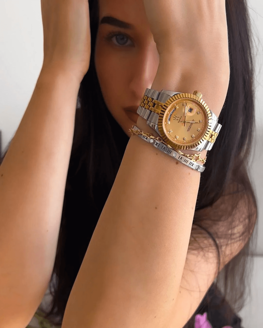 Ceas de mână elegant RW 110/SG de la Royal Watch argintiu cu auriu