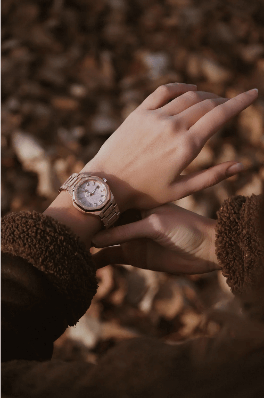 Ceas de mână pentru dame, auriu, cadran roz cu sclipici, Royal Watch, RW 132/G