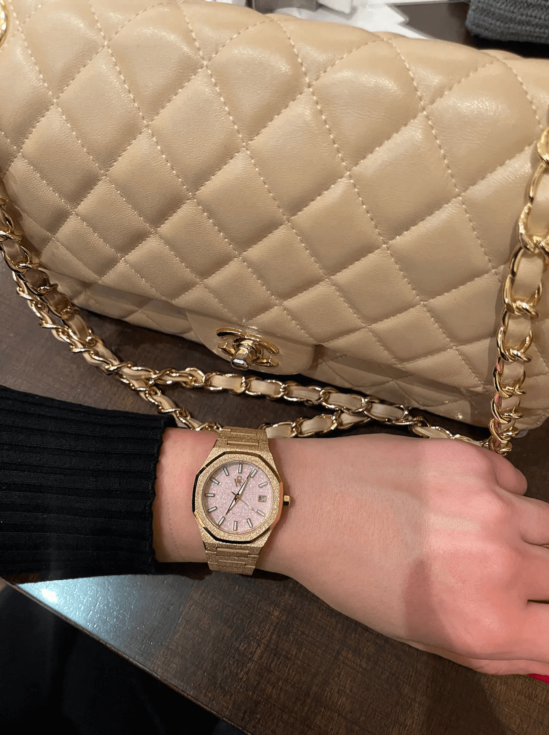 Ceas de mână pentru dame, auriu, cadran roz cu sclipici, Royal Watch, RW 132/G