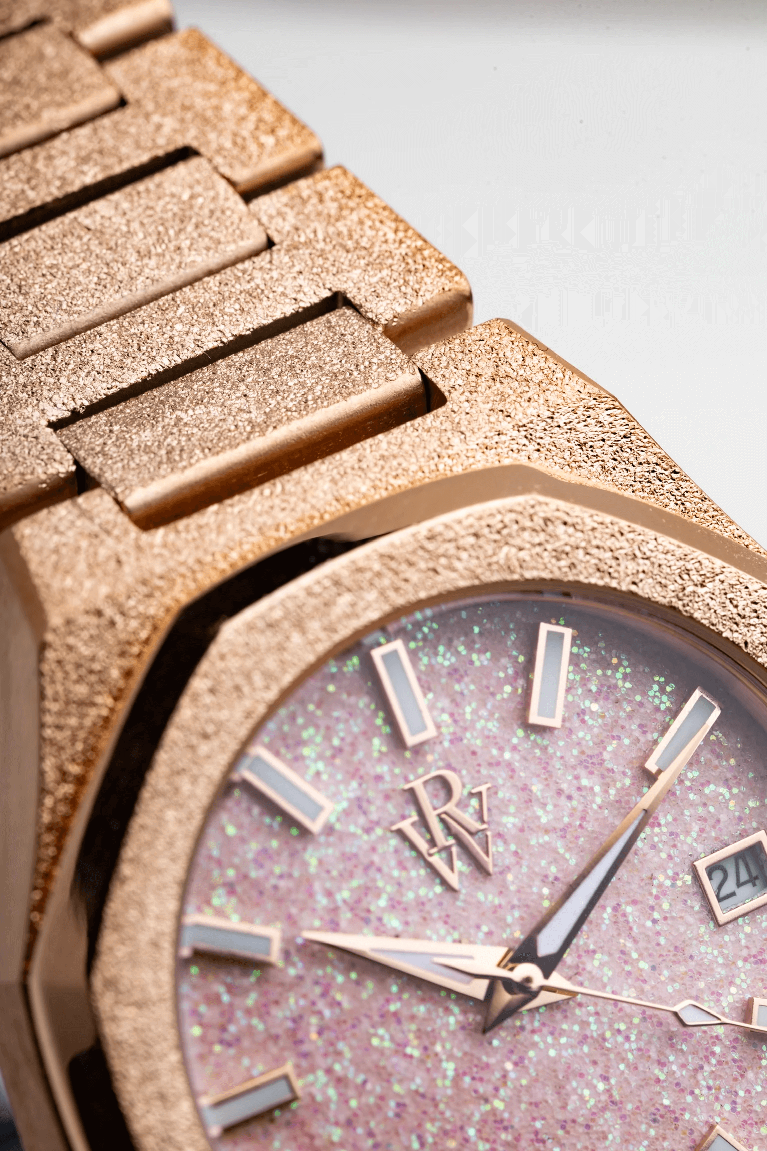 Ceas de mână pentru dame, auriu, cadran roz cu sclipici, Royal Watch, RW 132/G