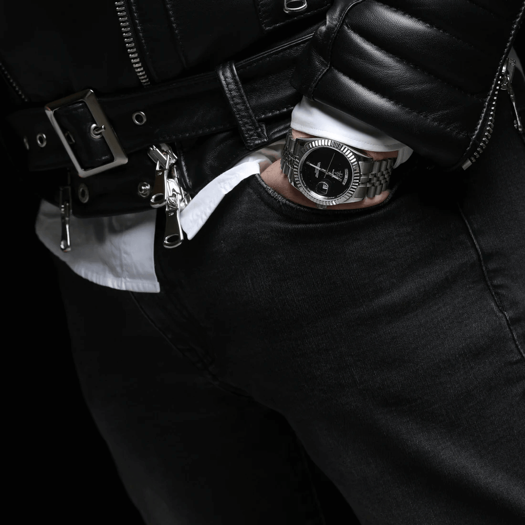 Ceas de mână argintiu, cu cadran negru, Royal Watch, RW 135/S