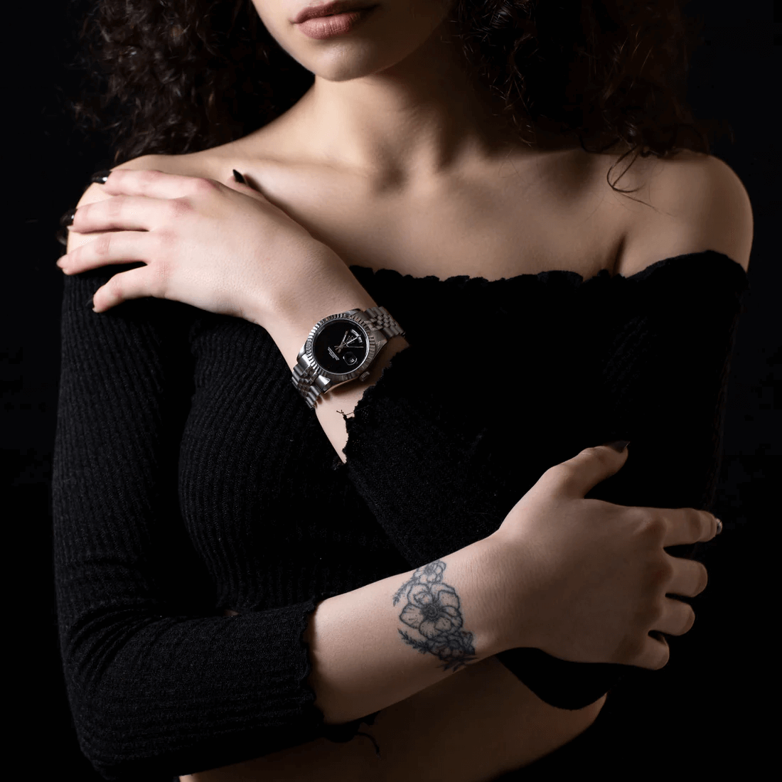 Ceas de mână argintiu, cu cadran negru, Royal Watch, RW 135/S